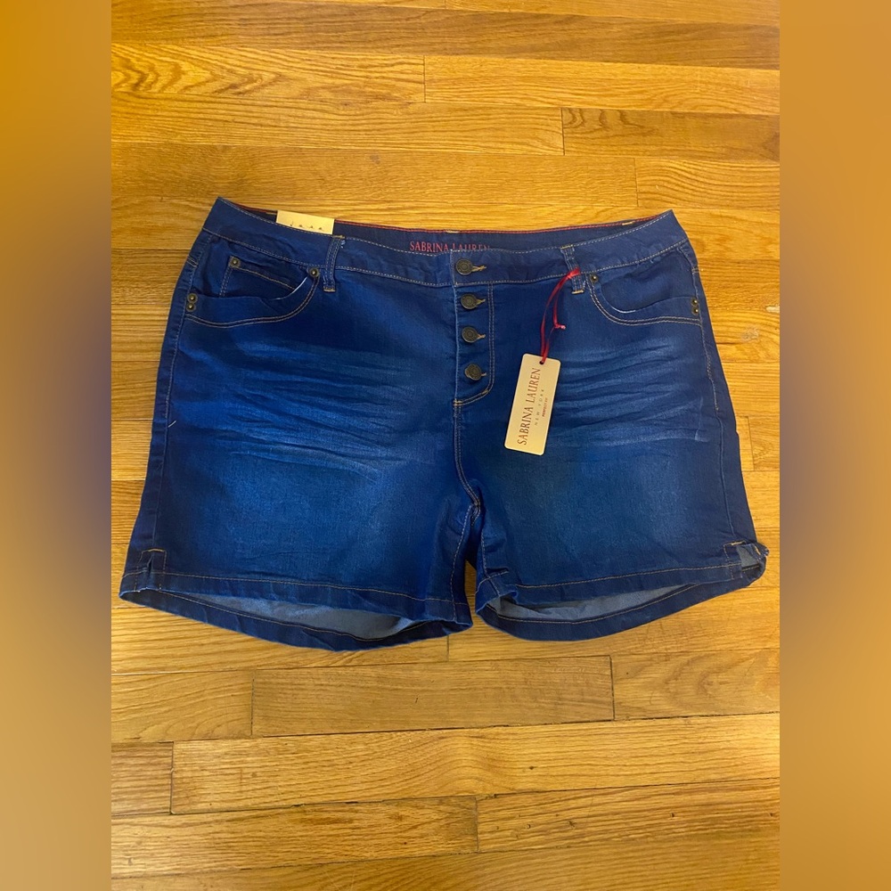 Sabrina Lauren Sports Perfect Fit Ultra Soft Denim Shorts- Size 18W